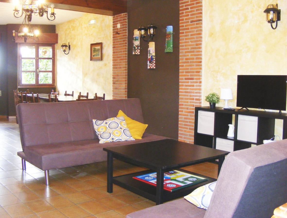 Casa Antuna Lecenes Castiello Екстериор снимка