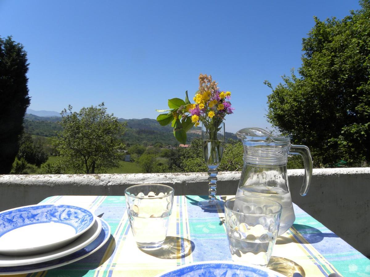 Casa Antuna Lecenes Castiello Екстериор снимка