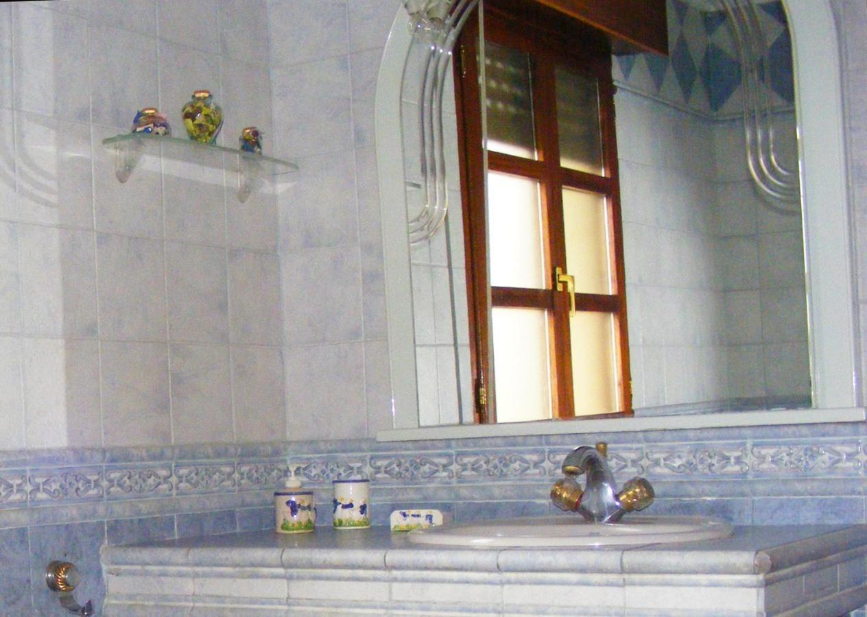 Casa Antuna Lecenes Castiello Екстериор снимка